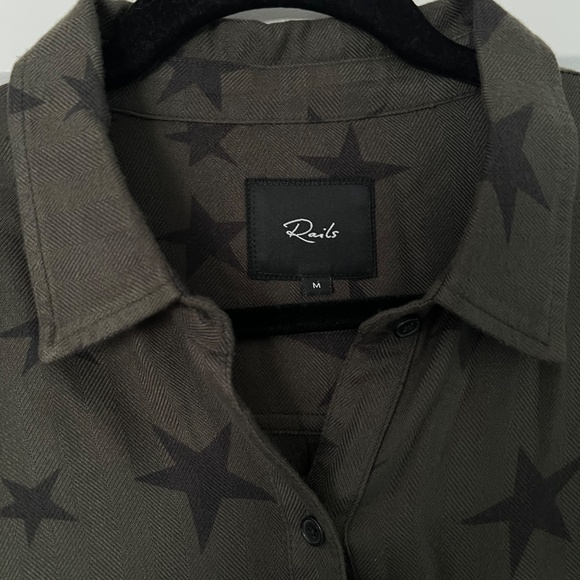 Rails | Women’s Stars Soft Button Down Flannel - Picture 4 of 5
